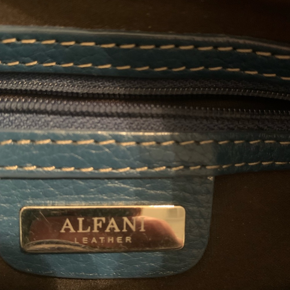 Alfani teal handbag - Picture 5 of 6